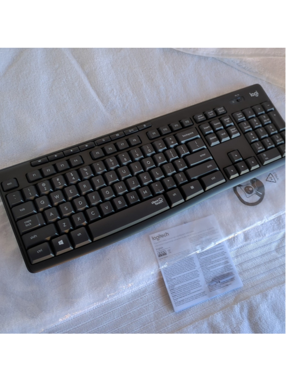 Logitech Wireless Keyboard K295 Silent Touch Quiet Waterproof